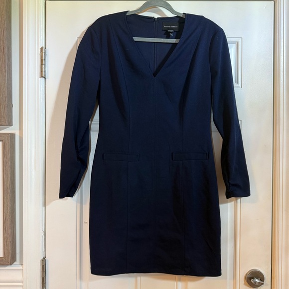 Donna Morgan Women's Crew Neck Sheath Dress Blue Size 10 - Picture 1 of 4